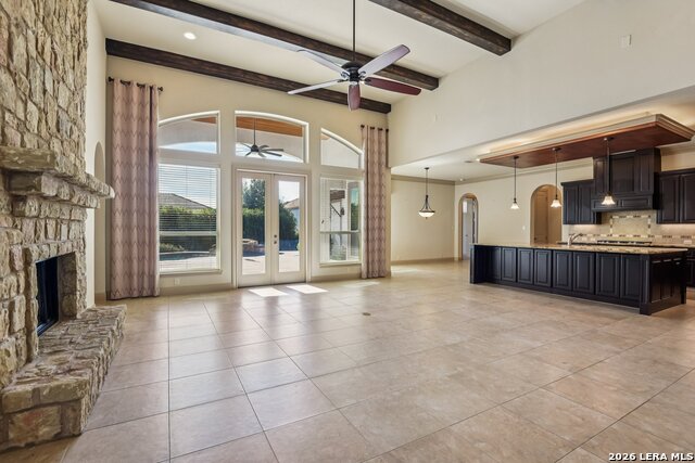 Image 5 of 39 For 6326 Malaga  