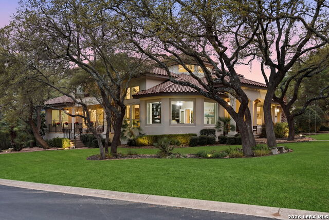 Image 15 of 77 For 1 Belcourt Pl