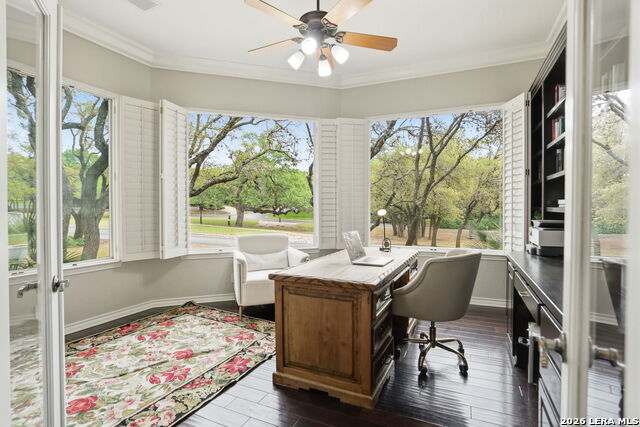 Image 20 of 77 For 1 Belcourt Pl