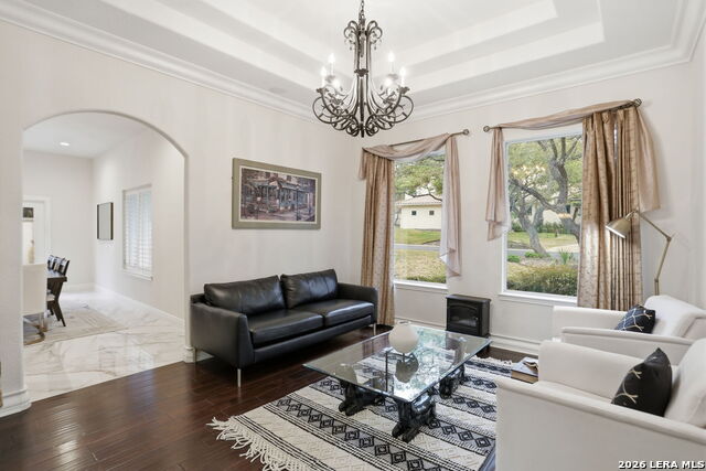 Image 21 of 77 For 1 Belcourt Pl