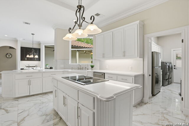 Image 32 of 77 For 1 Belcourt Pl