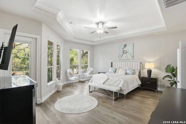 Image 38 of 77 For 1 Belcourt Pl