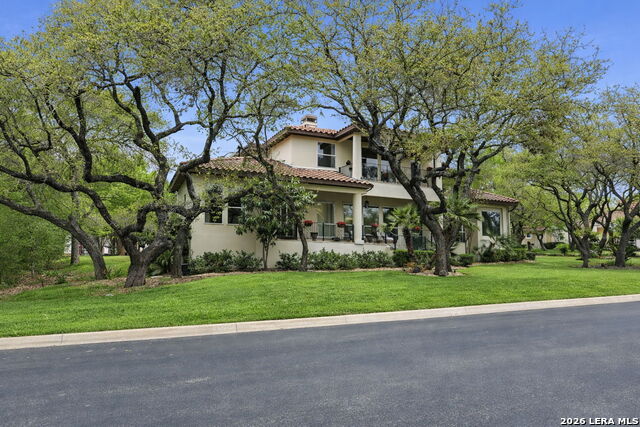 Image 4 of 77 For 1 Belcourt Pl