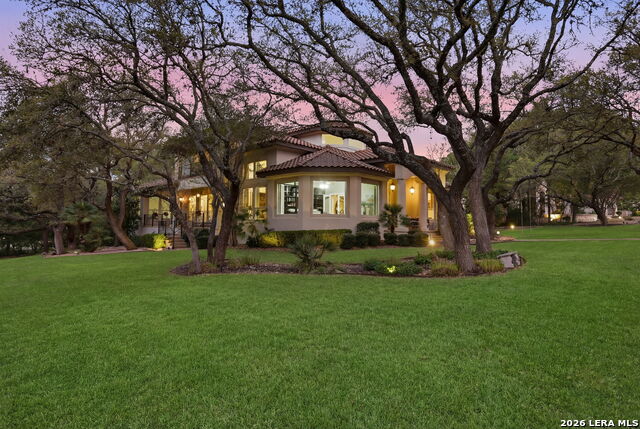 Image 6 of 77 For 1 Belcourt Pl