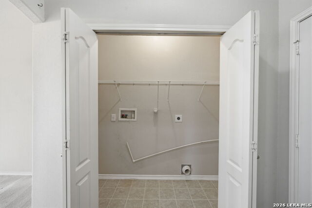 Image 15 of 32 For 4966 Augusta Square