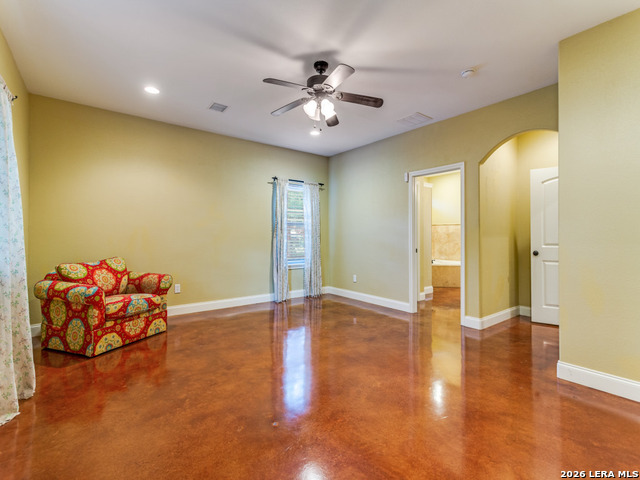 Listing photo id 13 for 11154 Moorway