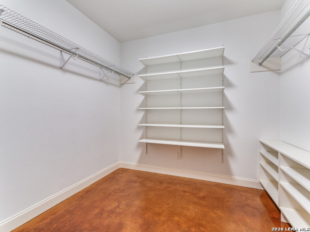 Listing photo id 16 for 11154 Moorway