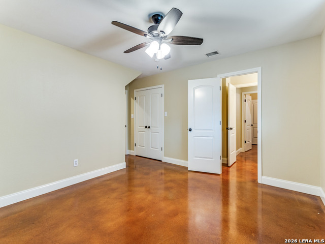 Listing photo id 21 for 11154 Moorway