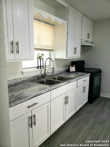 Image 9 of 16 For 610 El Monte