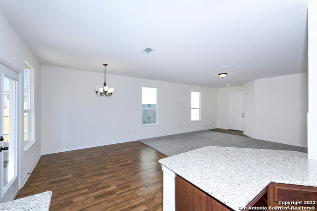 Image 10 of 42 For 6511 Runaway Row