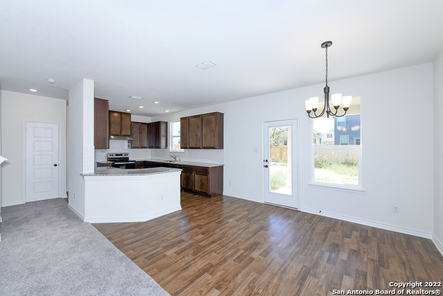 Image 11 of 42 For 6511 Runaway Row