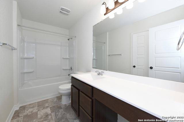 Image 28 of 42 For 6511 Runaway Row