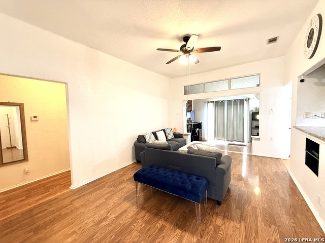 Image 5 of 31 For 4715 Juniper Farm