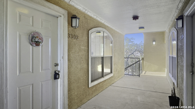 Listing photo id 0 for 7323 Snowden  3302