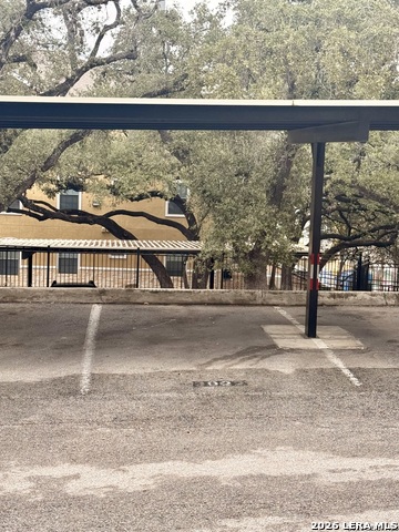 Listing photo id 24 for 7323 Snowden  3302