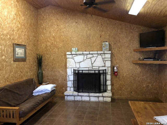 Image 3 of 8 For 2015 Cr 348  