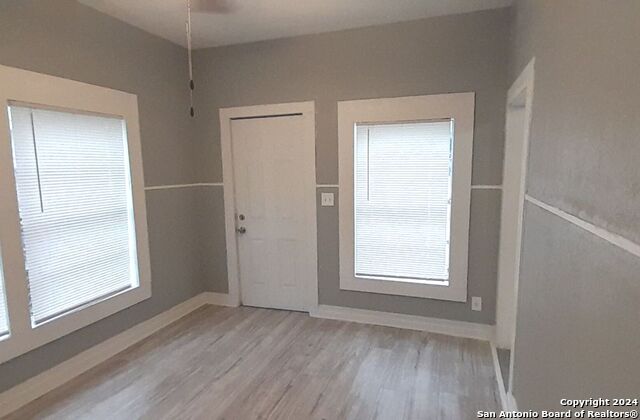 Image 4 of 14 For 403 Terrell Ave  5