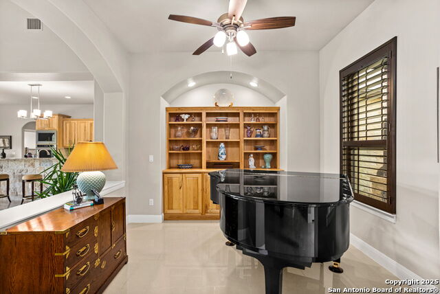 Image 11 of 47 For 1257 Magnum  