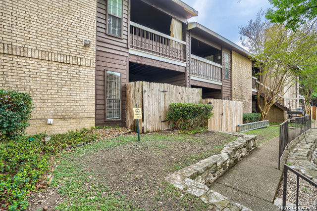 Image 21 of 22 For 8655 Datapoint  403