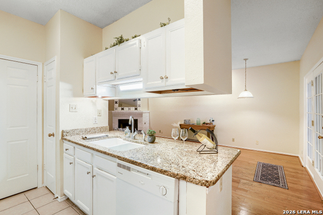 Image 8 of 22 For 8655 Datapoint  403