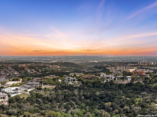 Listing photo id 7 for 8718 Terra Dl