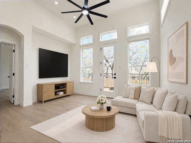 Image 16 of 41 For 2835 Moncayo