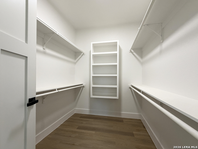 Image 20 of 41 For 2835 Moncayo