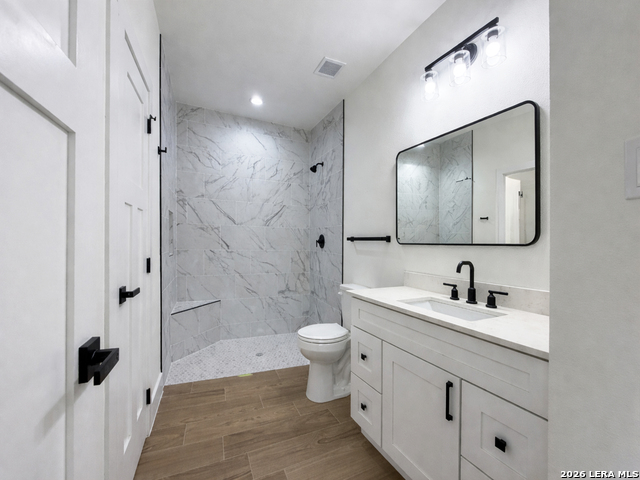 Image 37 of 41 For 2835 Moncayo