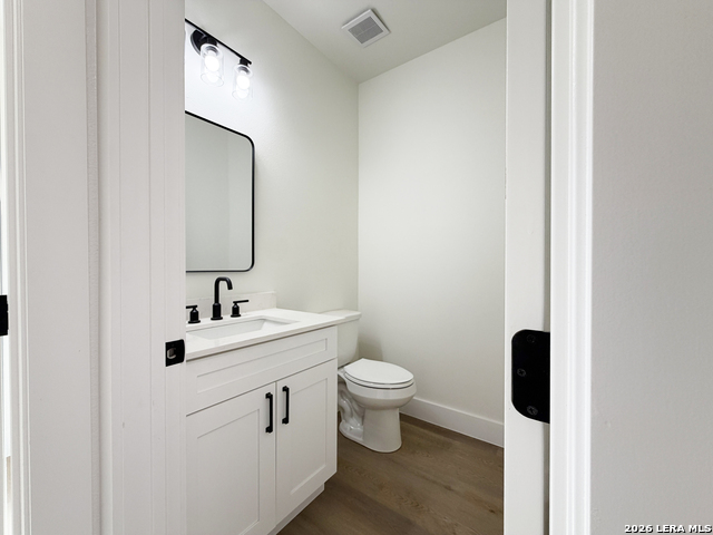 Image 4 of 41 For 2835 Moncayo