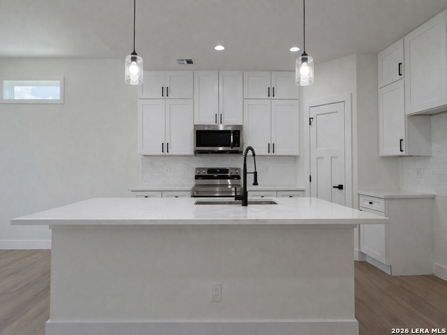 Image 7 of 41 For 2835 Moncayo