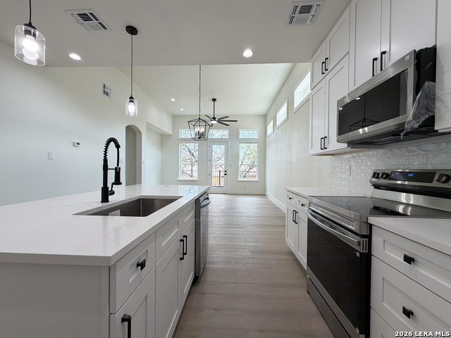 Image 8 of 41 For 2835 Moncayo