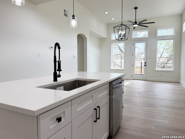 Image 9 of 41 For 2835 Moncayo