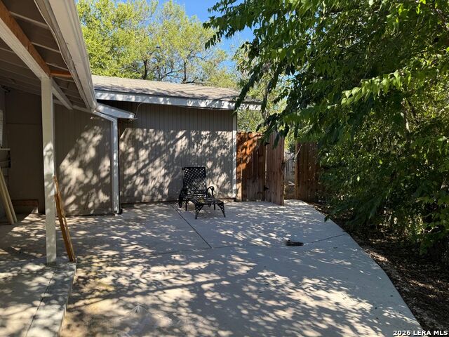 Image 10 of 11 For 166 El Monte  3