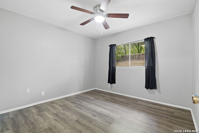 Image 17 of 24 For 802 Thrasher