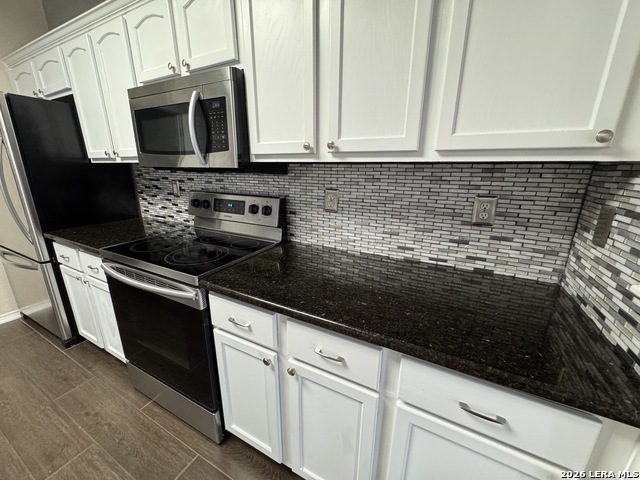 Image 6 of 24 For 24510 Wine Rose