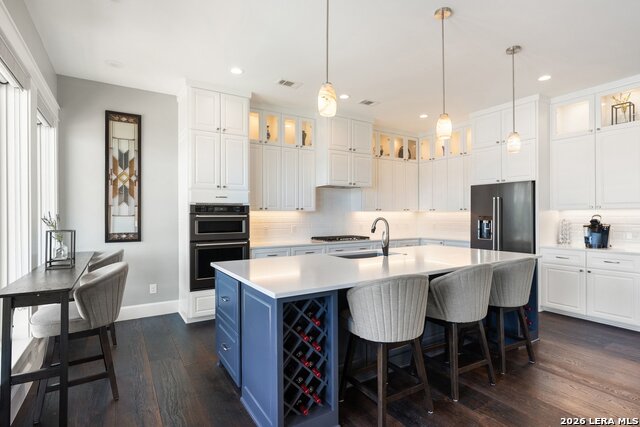 Image 16 of 37 For 926 Scenic  