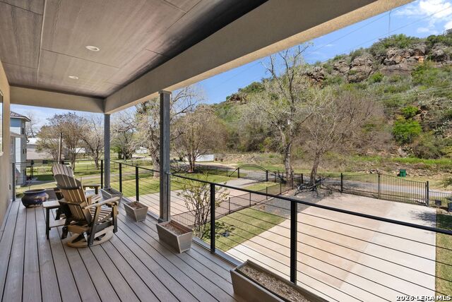 Image 21 of 37 For 926 Scenic  