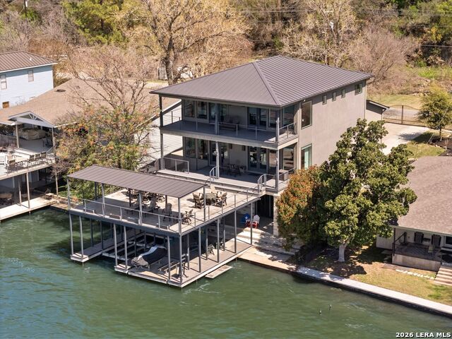 Image 36 of 37 For 926 Scenic  