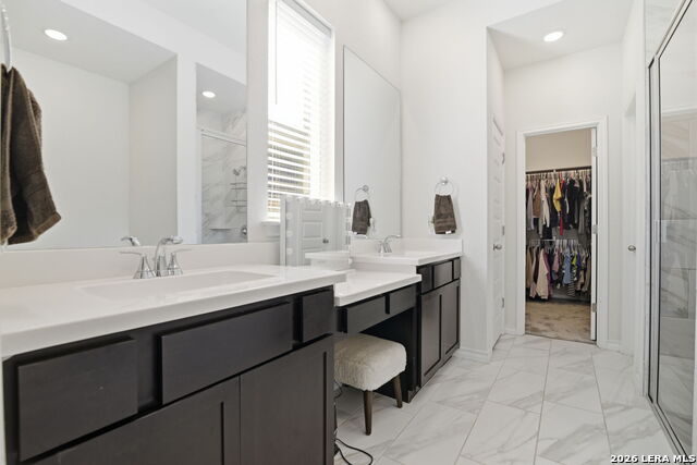 Image 15 of 36 For 1646 Pitcher