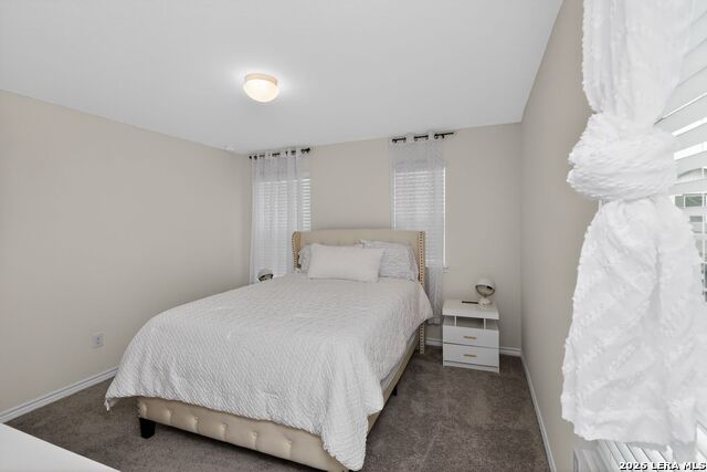 Image 18 of 31 For 14839 Vance Jackson  Unit 701