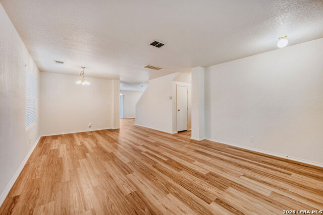 Image 5 of 28 For 2606 Thunder Gulch