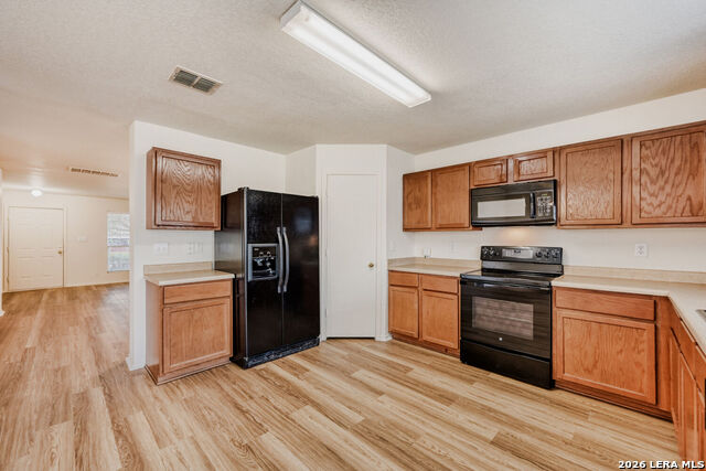 Image 8 of 28 For 2606 Thunder Gulch