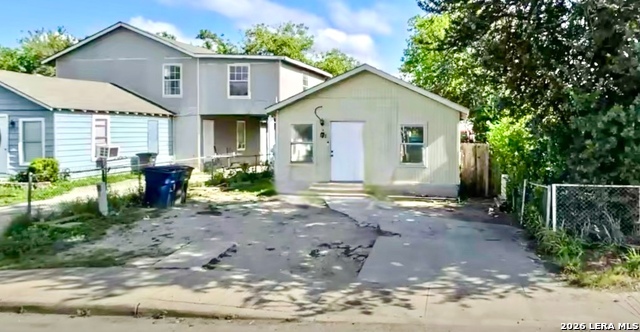 Details for 121 Mitchell W, San Antonio, TX 78204