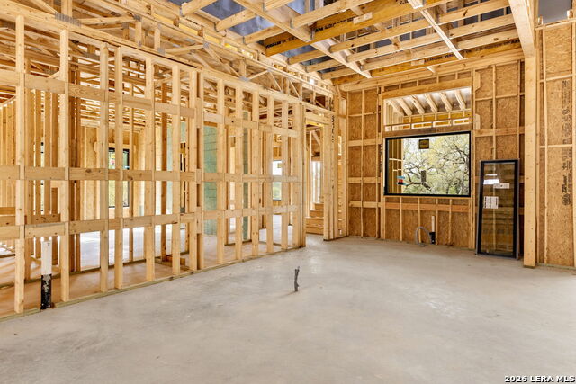 Image 10 of 28 For 5697 Comal Vista