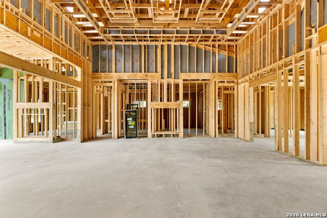 Image 4 of 28 For 5697 Comal Vista