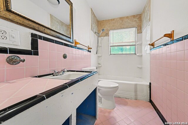 Image 21 of 26 For 287 Harcourt