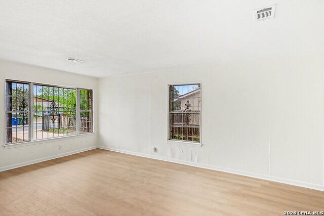 Image 8 of 26 For 287 Harcourt