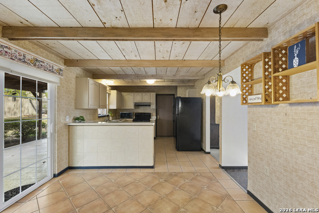 Image 20 of 46 For 13207 De La Vista