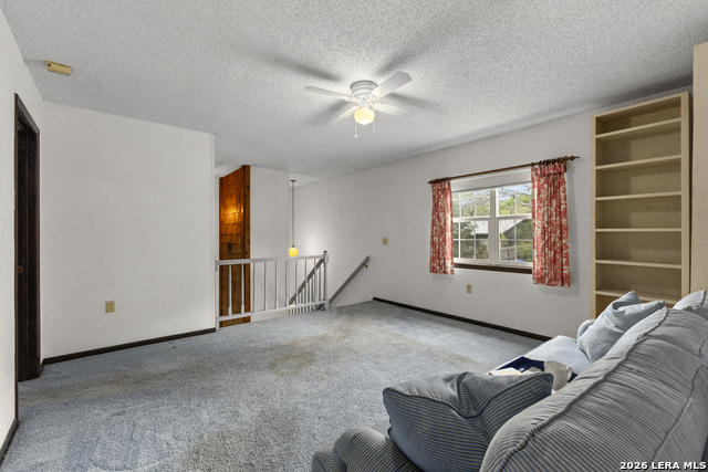 Image 33 of 46 For 13207 De La Vista