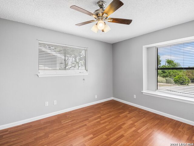 Image 25 of 35 For 113 View Point E